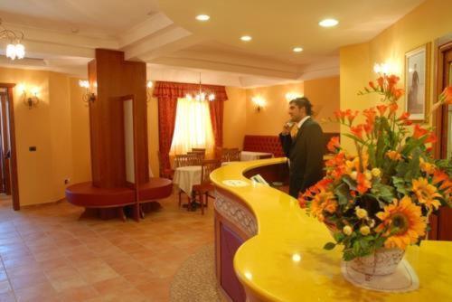 Hotel Duca Di Calabria Serra San Bruno Exterior photo