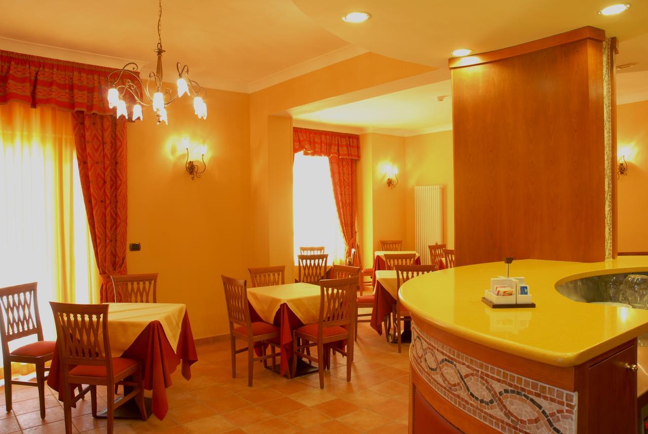 Hotel Duca Di Calabria Serra San Bruno Exterior photo
